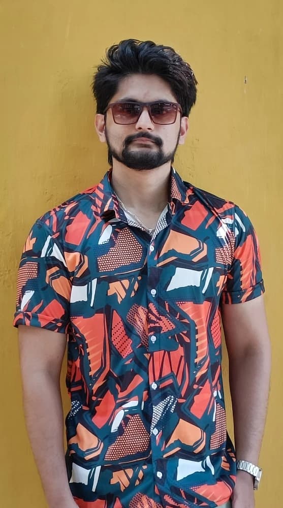 about-image-for-amar-karthik-website-1